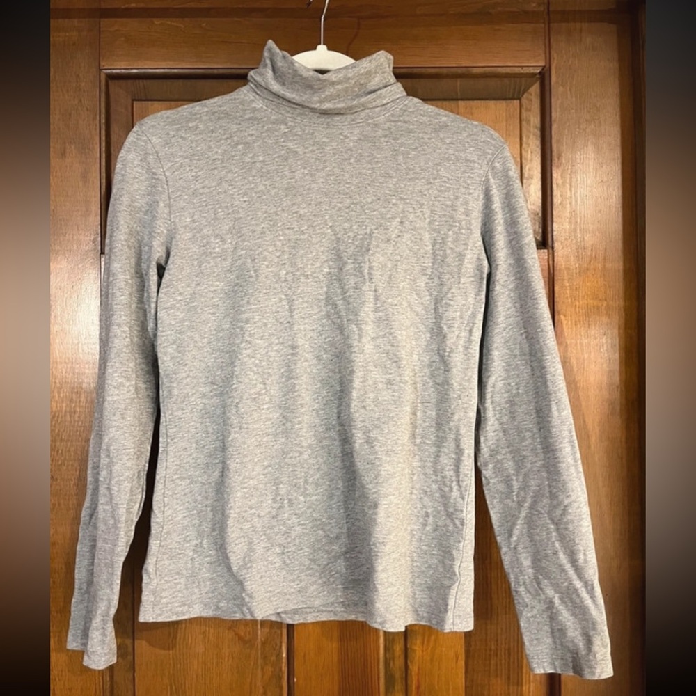 Tweeds Gray Turtleneck Top